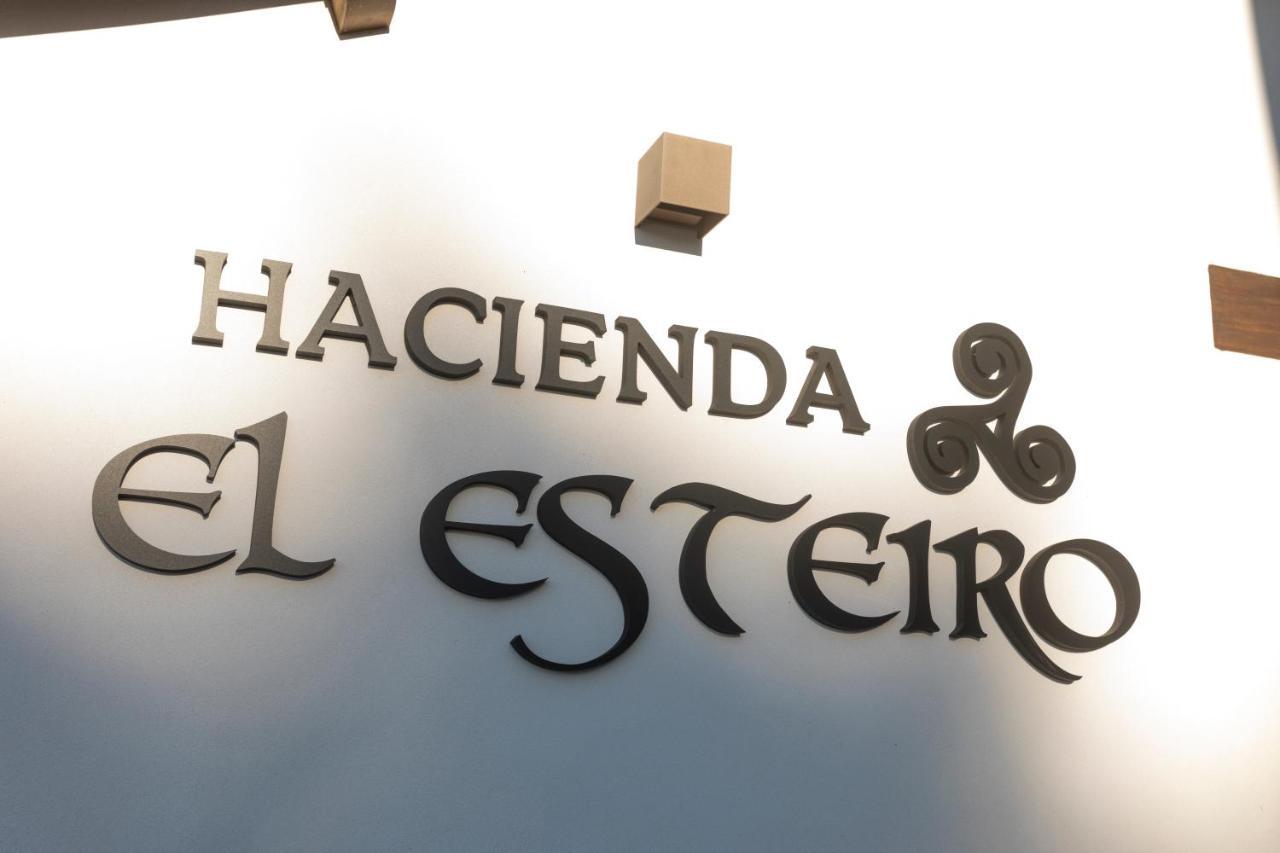 Hacienda El Esteiro - Villas Vacacionales Tapia De Casariego Esterno foto